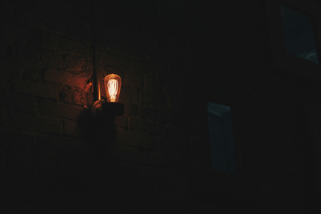 Photo by Ethan Hoover on Unsplash